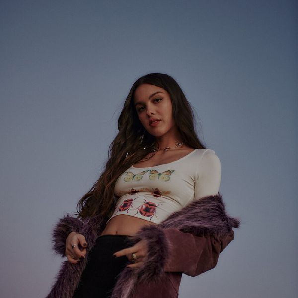 Olivia Rodrigo - stranger
