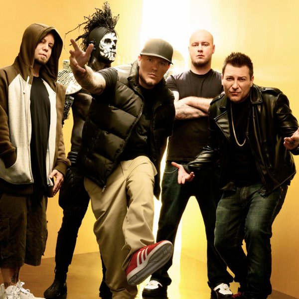 Limp Bizkit - Behind Blue Eyes